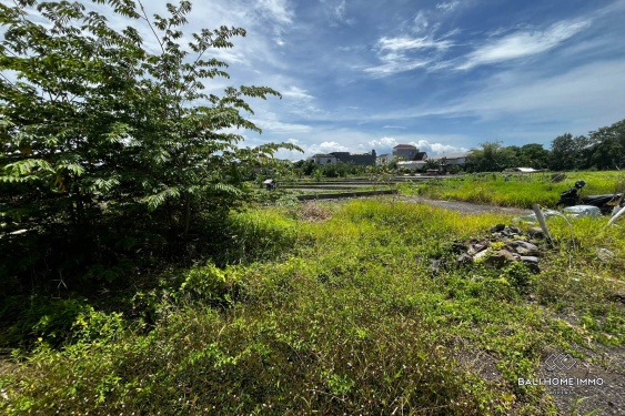 Image 4 from 1,4 are de terrain avec vue sur les rizières à vendre à Kerobokan