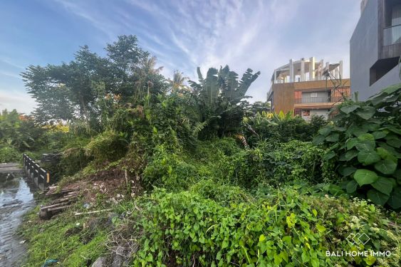 Image 3 from 1.96 Ara land in touristic zone with riverview for sale leasehold near cemagi beach