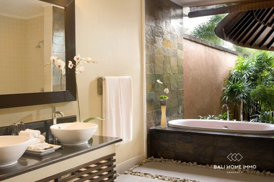 Image 4 from Villa 1 Kamar Dijual di Seminyak