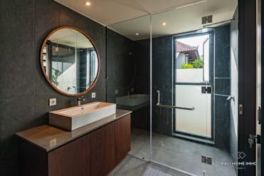 Image 14 from Villa avec chambre à coucher à louer à l'année à Cemag