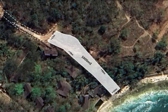 Image 2 from 10 are Beachfront Land for Sale in Nusa Ceningan