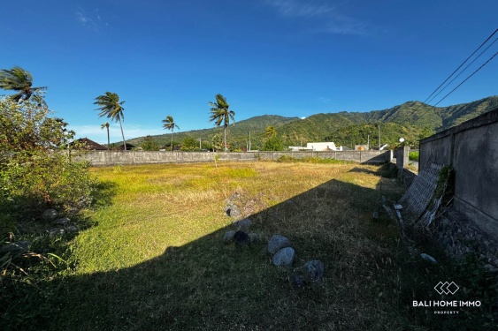 Image 2 from 11,65 adalah lahan yang dijual dengan hak milik di Amed.