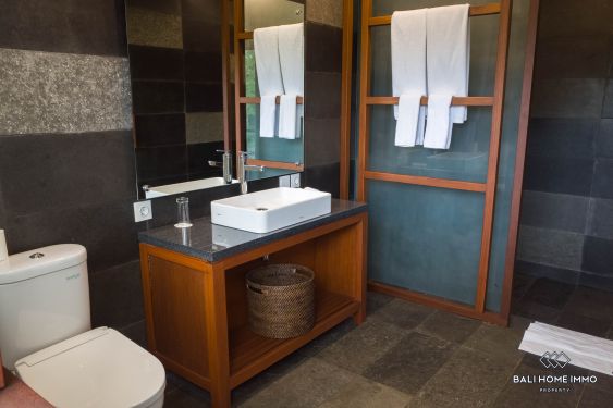 Image 13 from Complexe de 13 chambres et spa avec vue sur la terrasse de riz à vendre à Bali Ubud