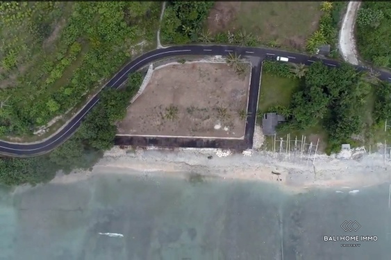 Image 2 from 17 are beachfront land for sale freehold in Nusa Penida