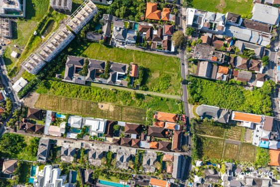 Image 5 from 17 sont des terrains en bord de rue à vendre à Tegal Cupek