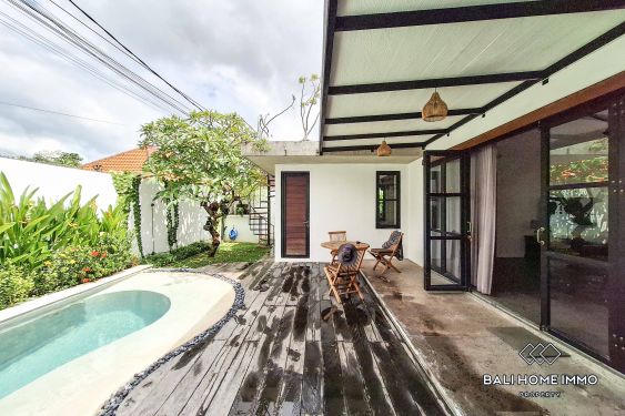 Image 2 from Disewakan Tahunan Vila 2 + 1 Kamar dengan Rooftop di Umalas Kuwum