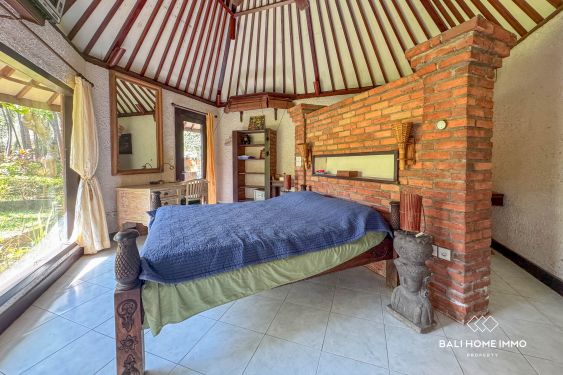 Image 9 from 2 + 1 Bedroom Villa Ideal for Renovation for Sale in Umalas