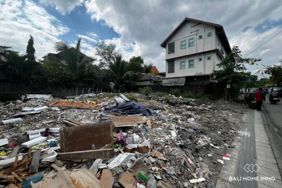 Image 3 from Dijual dan disewakan tanah pinggir jalan seluas 2,95 are dekat Pantai Berawa