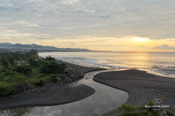 Image 3 from Deux terrains sont à vendre à la plage de Cucukan.