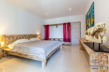 Image 4 from Appartement de 2 chambres à vendre avec bail près de la plage de Berawa