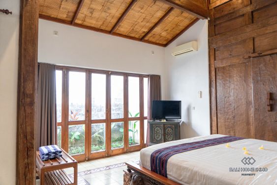 Image 7 from 2 Bedroom Balinese Villa in Kerobokan for Rent Monthly