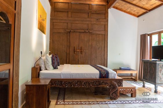 Image 1 from 2 Bedroom Balinese Villa in Kerobokan for Rent Monthly