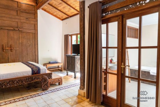 Image 2 from Villa Bali 2 Kamar Tidur di Kerobokan Disewakan Bulanan