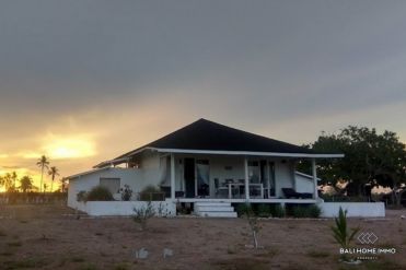 Image 1 from Dijual Villa 2 Kamar di Pinggir Pantai Sumba