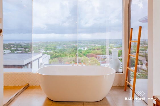 Image 17 from Villa de 2 chambres à flanc de falaise avec vue sur l'océan, à louer au mois à Bingin.