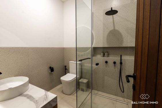 Image 12 from Vila 2 Kamar untuk dijual di Berawa