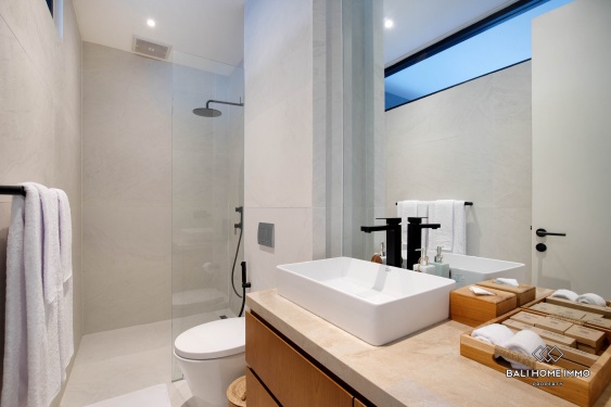 Image 17 from Villa d'investissement de 2 chambres à vendre, à distance de marche de la plage de Nelayan