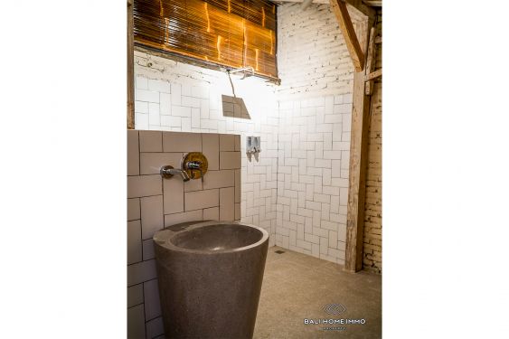 Image 17 from 2 Bedroom Joglo Villa For Rent in Canggu