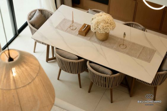 Image 15 from Vila Berdesain Mewah dengan 2 Kamar Tidur Disewakan Jangka Panjang di Sisi Perumahan Canggu