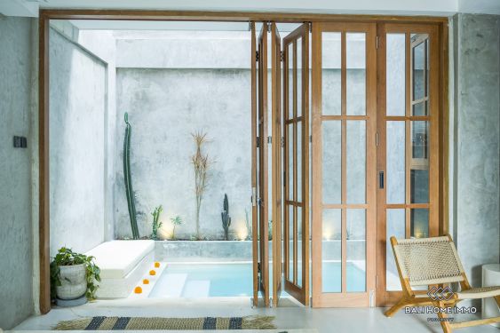 Image 17 from 2 Bedroom Minimalist Townhouse For Sale in Berawa