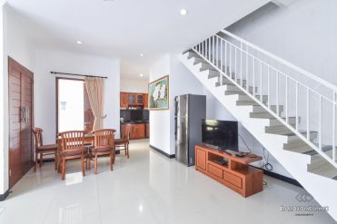 Image 6 from 2 Bedroom Modern Townhouse for Rent in Seminyak