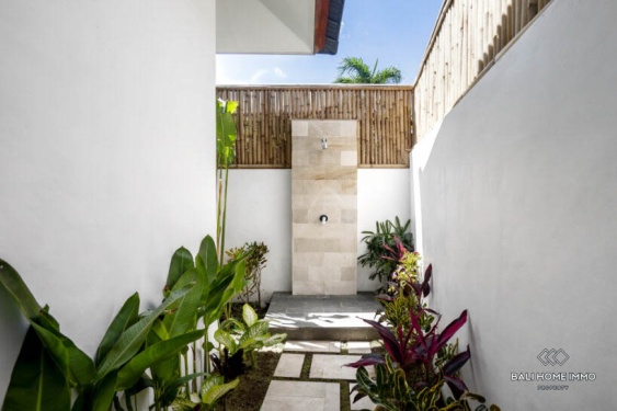 Image 11 from 2 bedroom modern tropical villa with ricefield view for sale leasehold in cemagi beachside