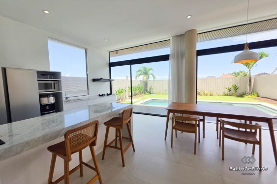 Image 5 from Villa moderne de 2 chambres avec vue sur les rizières et l'océan, à louer à l'année à Kedungu