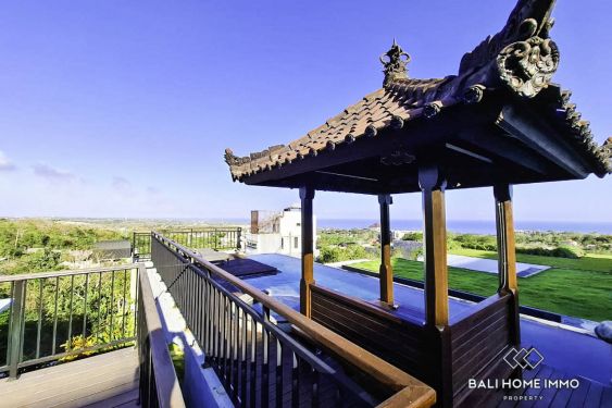 Image 2 from Vila Vintage dengan 2 Kamar Tidur dan Pemandangan Laut untuk Disewa di Ungasan