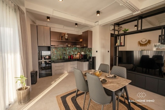 Image 5 from Penthouse de 2 chambres avec vue sur le coucher de soleil à vendre à Canggu