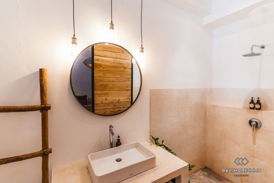 Image 11 from Apartemen Desain Rustic 2 Kamar dengan Pool Dijual di Berawa