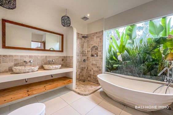 Image 19 from SUPERBE VILLA DE 2 CHAMBRES À VENDRE EN LOCATION À ULUWATU PRÈS DE LA PLAGE DE BALANGAN