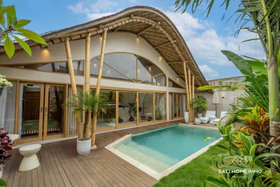 Villa Bambu Tropis 2 Kamar Dijual di Canggu Berawa