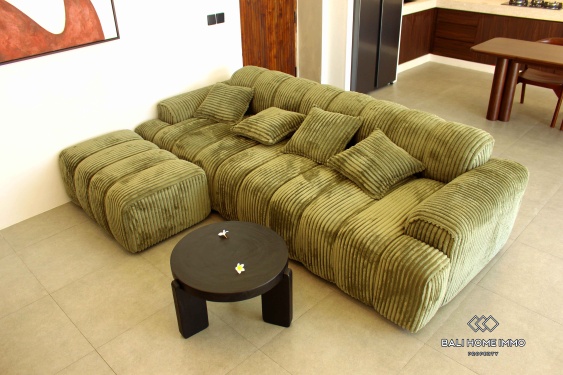 Image 5 from Villa de 2 chambres avec vue sur les rizières tropicales à vendre à Kedungu Bali