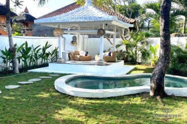Image 2 from Villa 2 Kamar Disewakan Tahunan di Bali Berawa