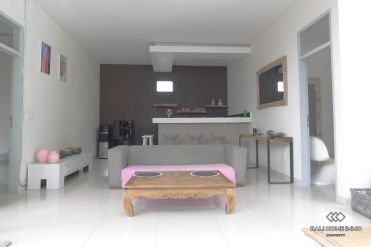 Image 2 from 2 bedroom villa for  yearly rental in Seminyak