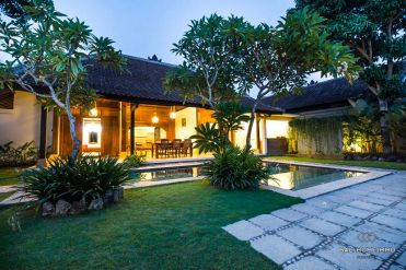 Image 2 from 2 Bedroom Villa for Monthly & Yearly Rental in Seminyak