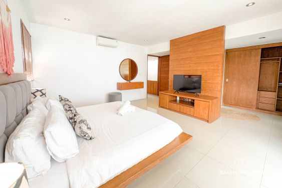 Image 15 from Dijual dan Disewakan Villa 2 Kamar di Petitenget Bali