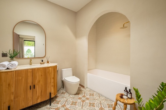 Image 9 from Villa 2 kamar Dijual di Kerobokan Bali