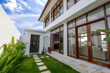 Image 4 from Villa de 2 chambres à vendre et à louer à Bali Berawa