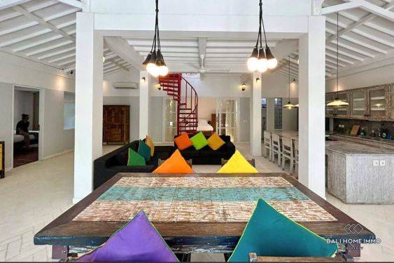 Image 6 from 2 Bedroom Villa with 1 upstair studio for Yearly Rental in Bali Seminyak