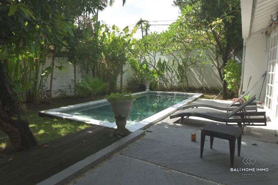 Image 15 from 2 Bedroom Villa with 1 upstair studio for Yearly Rental in Bali Seminyak