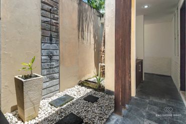 Image 15 from Vila 2 Kamar Tidur Disewakan di Bali Berawa