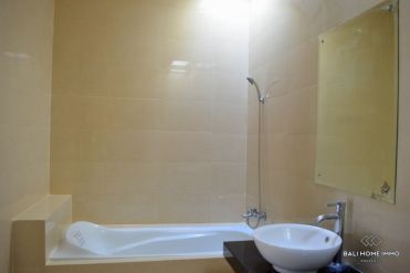 Image 12 from Villa 2 Kamar DIsewakan Tahunan di Kerobokan