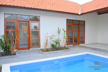 Image 2 from VILLA 2 KAMAR TIDUR DIKONTRAKKAN TAHUNAN DI SEMINYAK