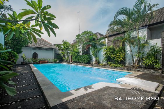 Image 1 from 2 Bedroom Villa in a Complex for Rentals in Bali Kerobokan