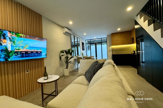 Image 2 from Villa 2 Kamar dengan Ruang Kerja Terpisah Dijual di Pererenan, Bali