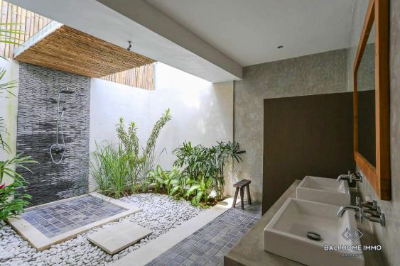 Image 17 from 2 Bedroom Villa with Garden For Monthly Rental in Umalas Bali