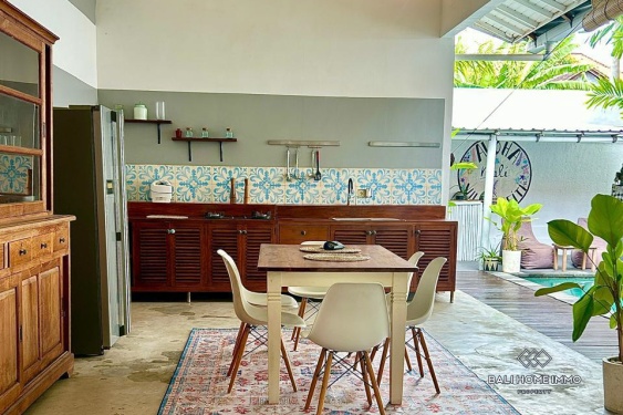 Image 9 from Villa de 2 chambres avec mezzanine à louer dans le centre de Berawa Canggu