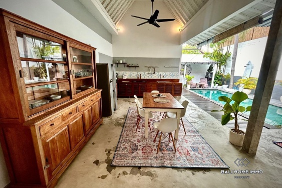 Image 7 from Villa de 2 chambres avec mezzanine à louer dans le centre de Berawa Canggu