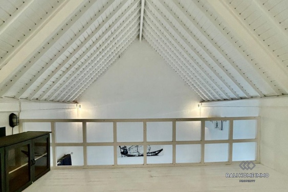 Image 14 from Villa de 2 chambres avec mezzanine à louer dans le centre de Berawa Canggu